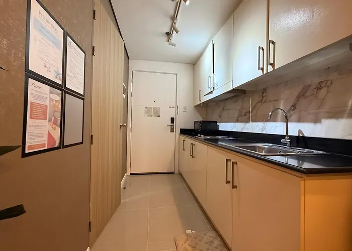 Apartamento Rm 1869 Fireworks View 1br Shore Facing Moa By Prime Moa Manila